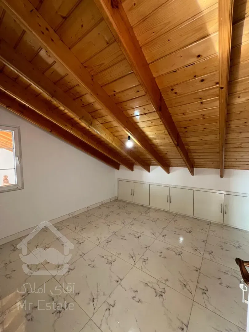 ویلایی ۳۵۰ متری تریپلکس در شهرک دهکده ساحلی