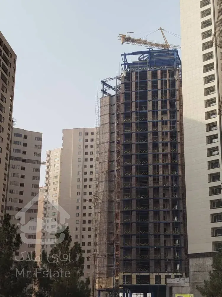 پیش فروش    واحد  ۱۰۶  متری برج بی نظیر  و لوکس  قطب گردشگری تهران