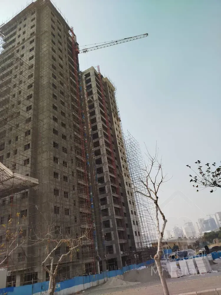 پیش فروش واحد ۱۲۱متری برج لوکس و لاکچری در منطقه ۲۲دریاچه چیتگر