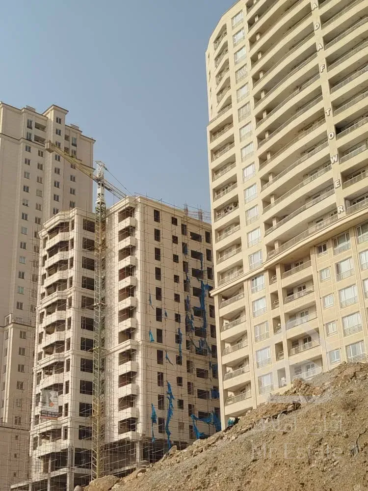 فرصتی استثایی پیش فروش  واحد ۱۲۱ متری چیتگر  برج  مدرن و متناسب با سبک زندگی  اکازیون سندتک برگ