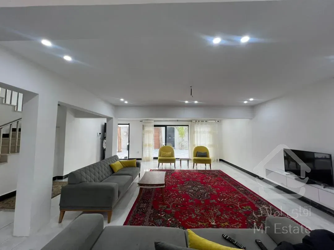 ویلا ۳۷۱ در خ آذربایجان