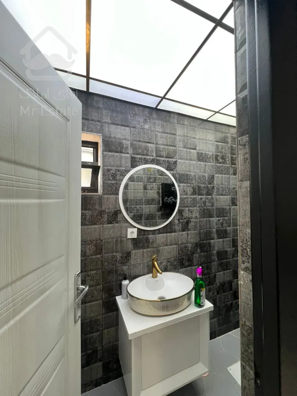 ویلا ۳۷۱ در خ آذربایجان