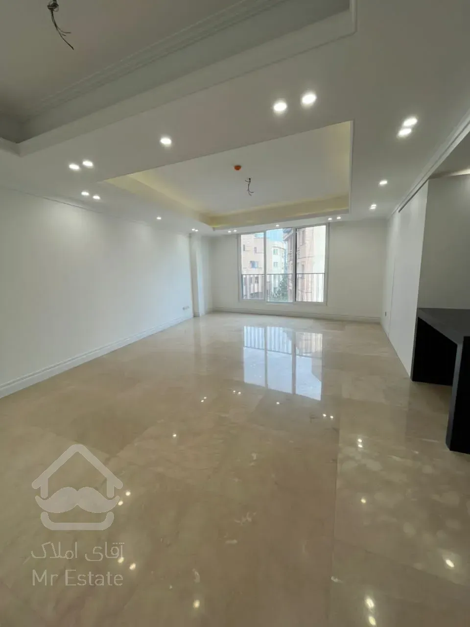 رهن و اجاره آپارتمان 300 متر 3 پارکینگ منطقه 1