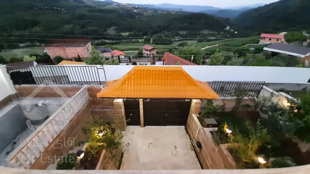 فروش ۱۴۰ متر بنای ویلایی در ۳۴۰ متر زمین زیرآب