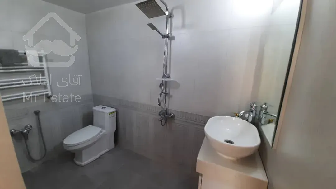 فروش ۱۴۰ متر بنای ویلایی در ۳۴۰ متر زمین زیرآب