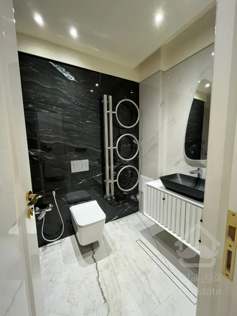 خرید آپارتمان 175 متری در  دزاشیب منطقه 1