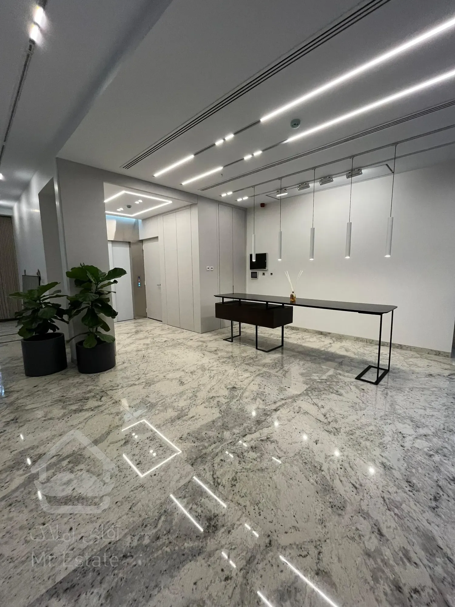 خرید آپارتمان 285 متر اکازیون نیاوران