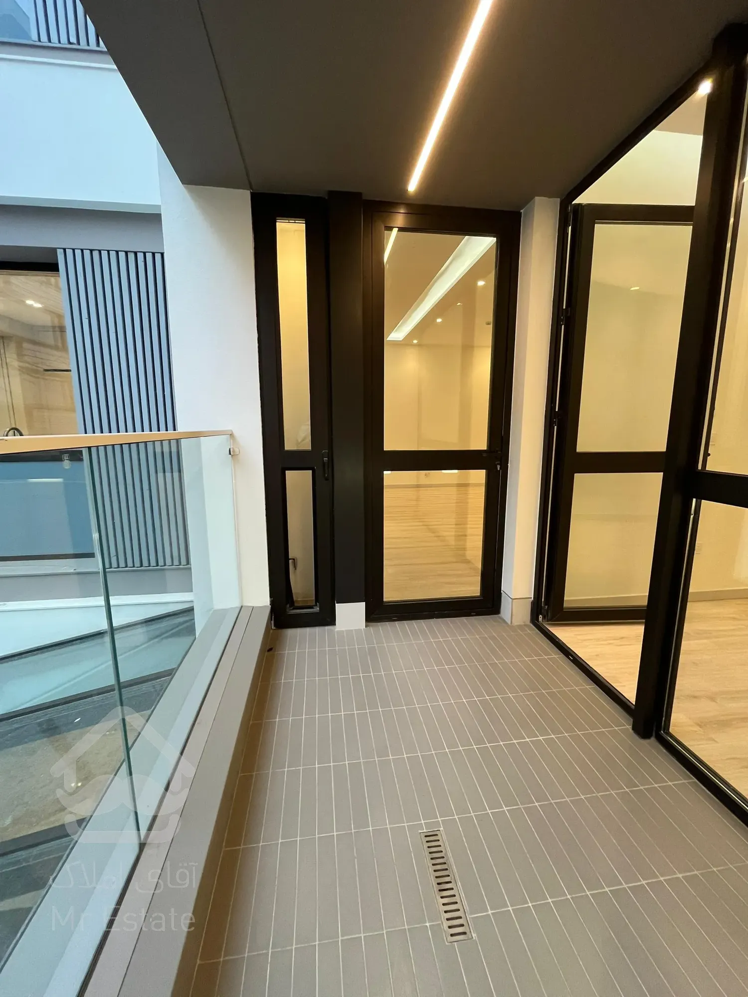 خرید آپارتمان 285 متر 3 خواب در نیاوران مدرن و نوساز تکواحدی