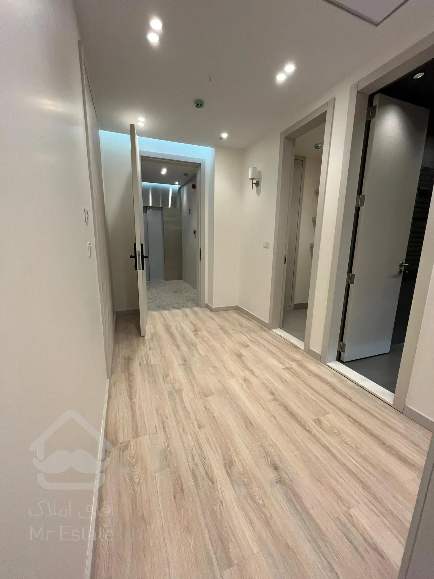 خرید آپارتمان 285 متر 3 خواب در نیاوران مدرن و نوساز تکواحدی