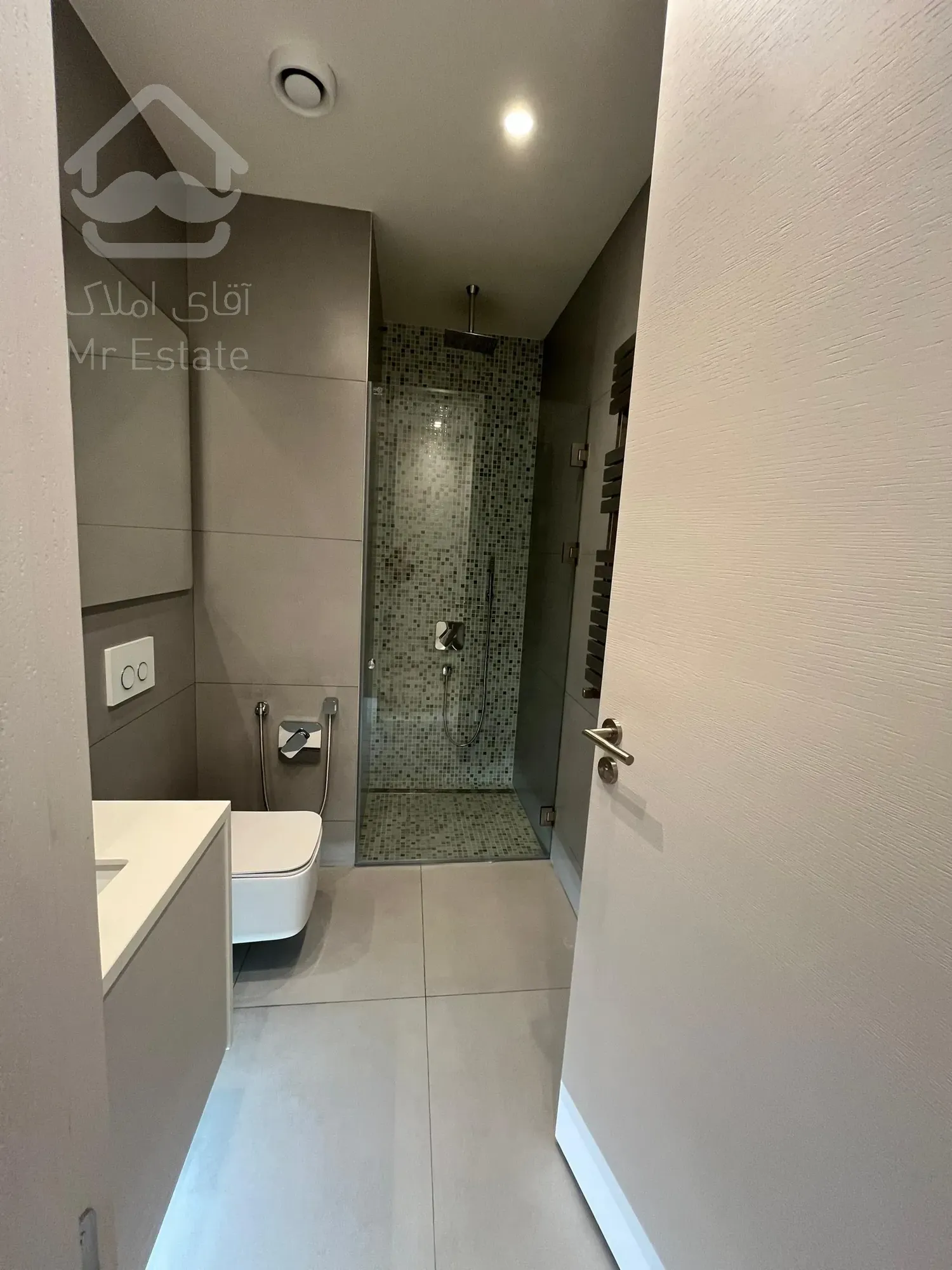 خرید آپارتمان 285 متر 3 خواب در نیاوران مدرن و نوساز تکواحدی