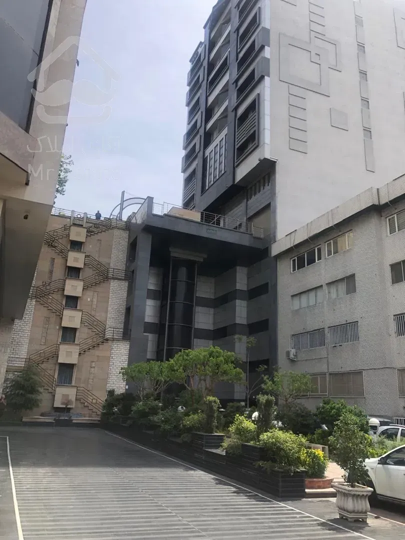 فروش کلنگی قائم مقام ۷۰۰متر بابر۲۰