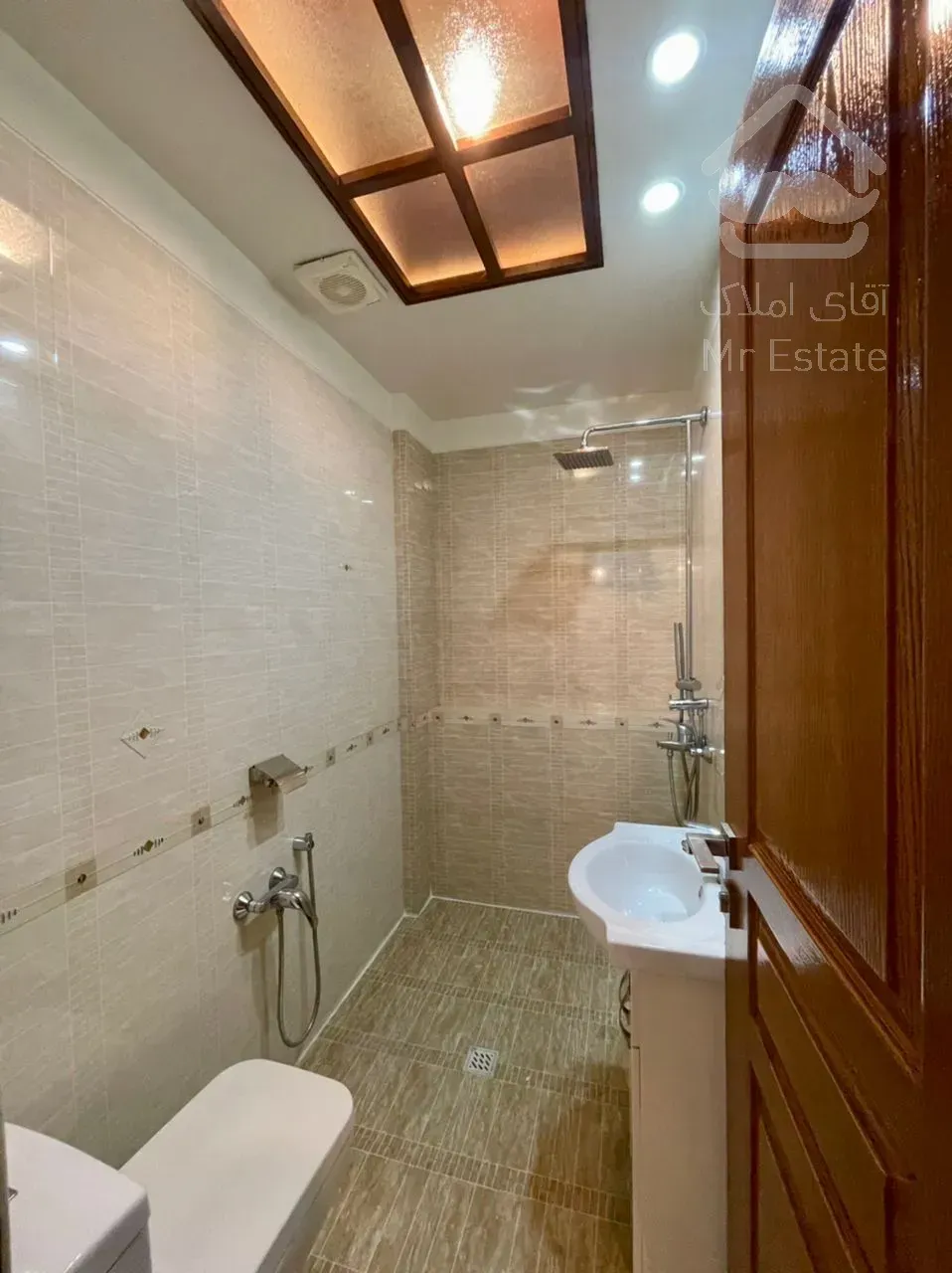 آپارتمان 95 متر 2خواب مستر 2پارکینگ منطقه 1