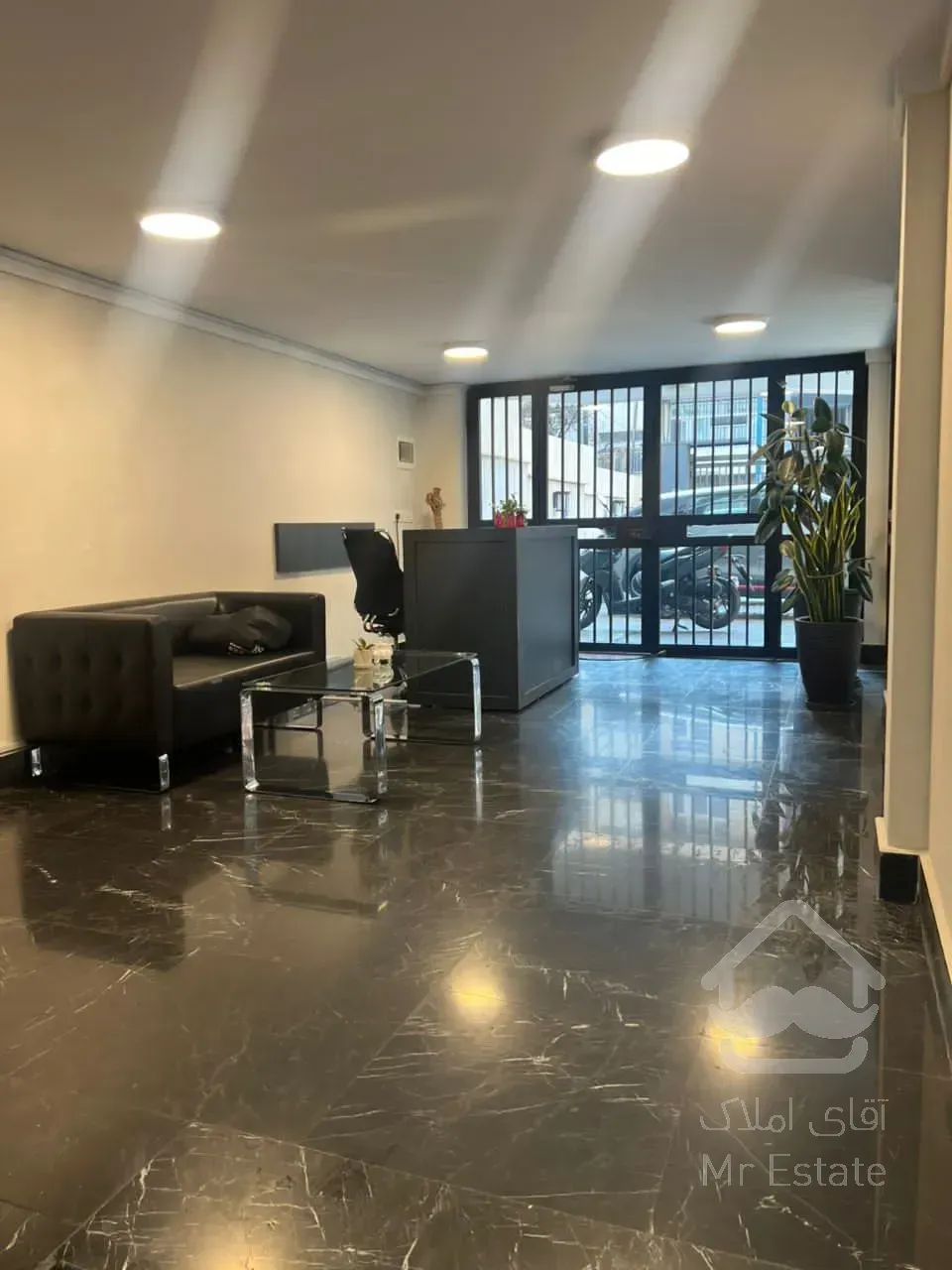 اجاره اداری آرژانتین ۸۱۰متراداری