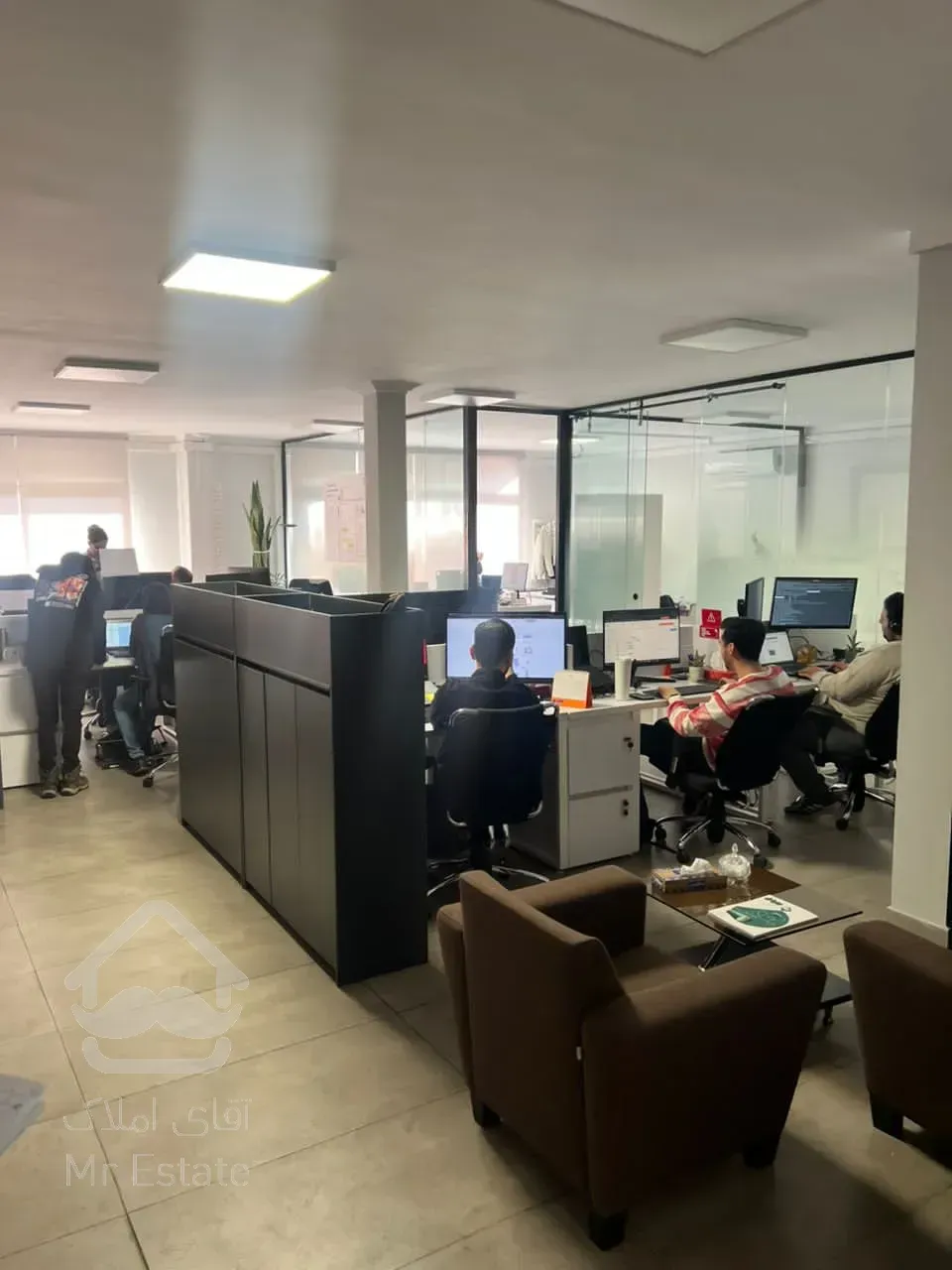 اجاره اداری آرژانتین  ۳واحد۲۷۰متری