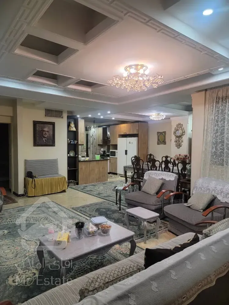 فروش واحد در سازمان برنامه مرکزی ۱۰۲متر خطی رو به آفتاب تاپ لوکیشن