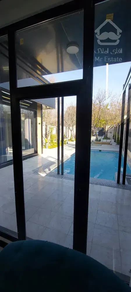 فروش ۵۲۵ متر ویلا با سند ۶دانگ عرصه و اعیان