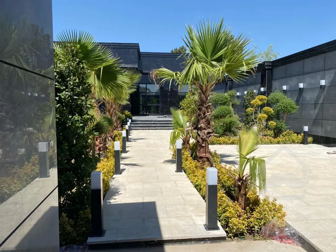 فروش ۵۲۵ متر ویلا با سند ۶دانگ عرصه و اعیان