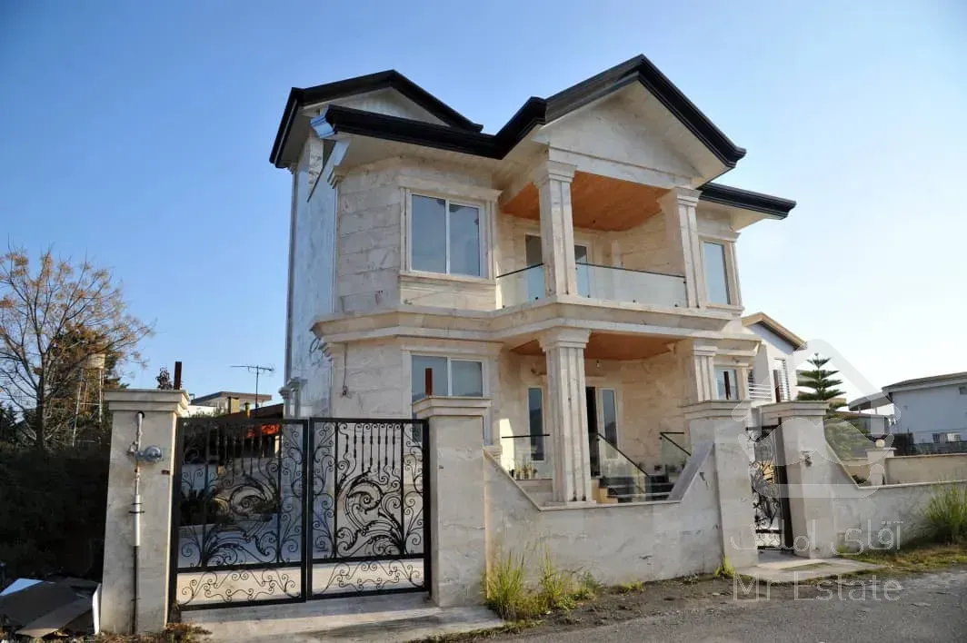 فروش ویلای دوبلکس استخردار ۳خواب متل قو