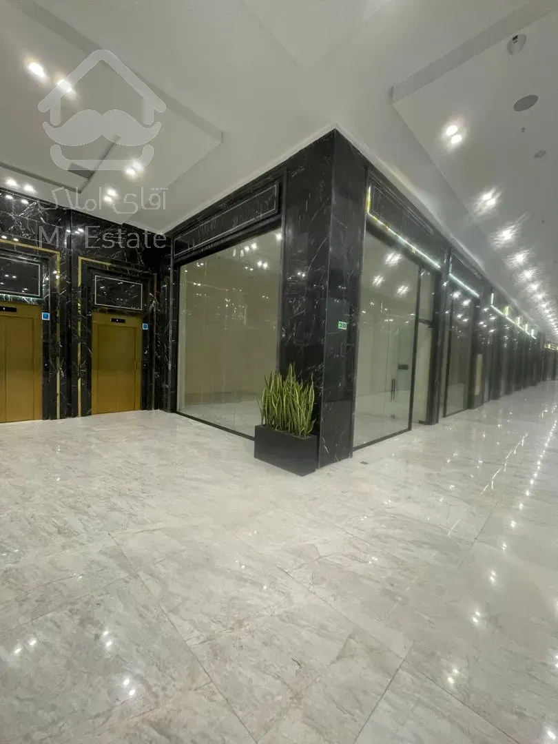 مغازه ۴۰متری رونیکامال