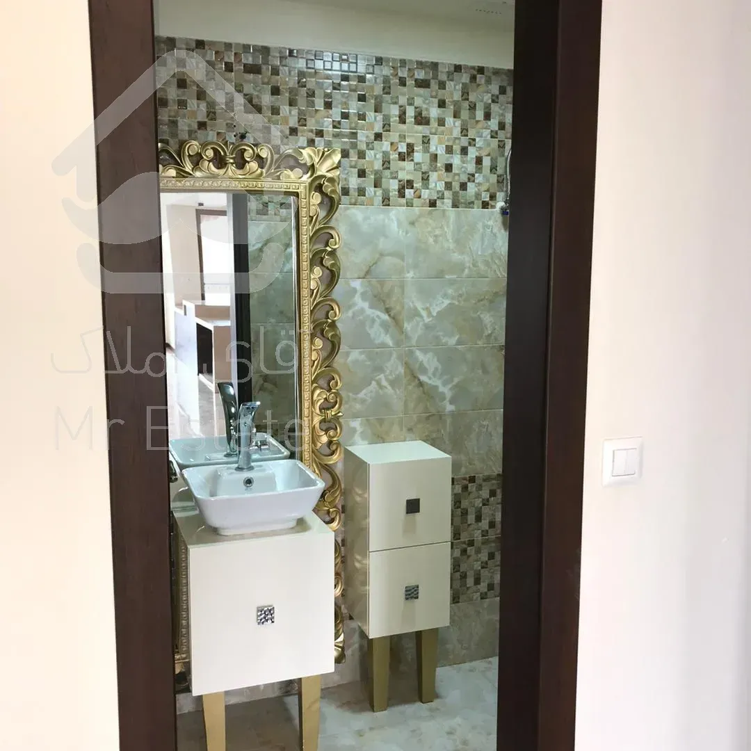 رهن آپارتمان ۲۴۰ متری در زعفرانیه