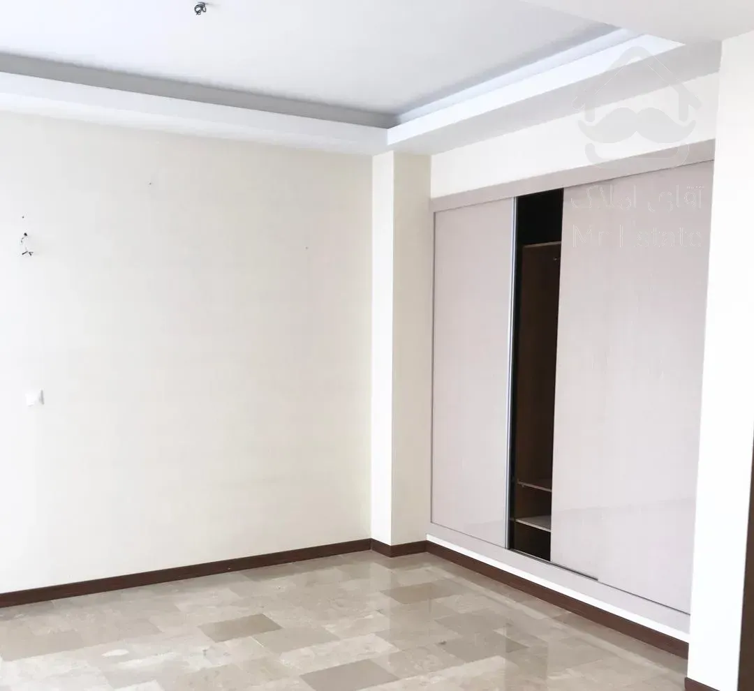 رهن آپارتمان ۲۴۰ متری در زعفرانیه