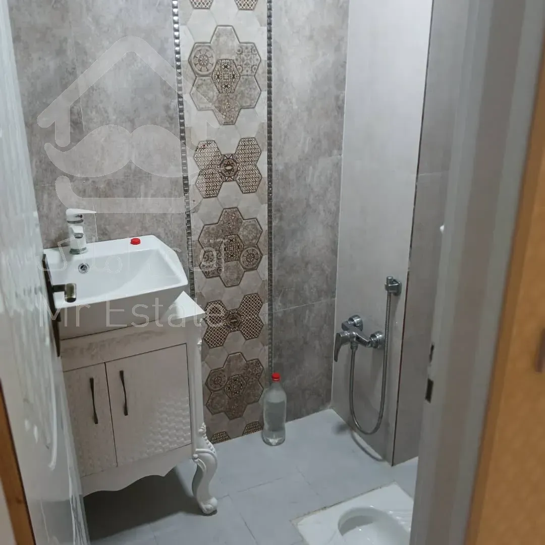 فروش آپارتمان 95متری آخرین طبقه سالن پرده خور