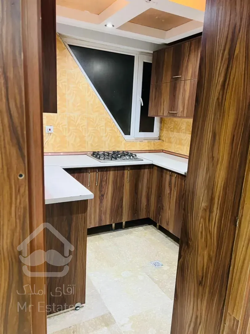 فروش آپارتمان موقعیت  اداری 82 متری پامنار