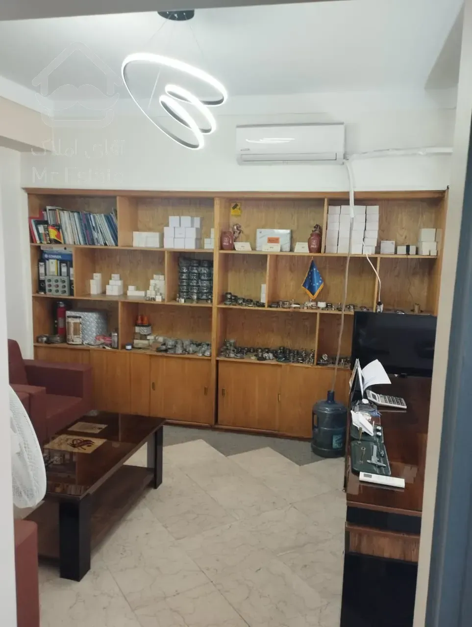 فروشی اداری،سر قفلی