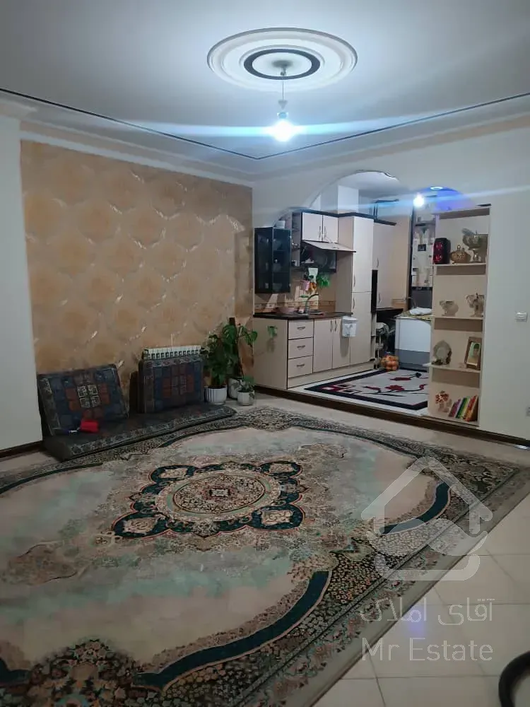 74متر دوخواب مستر املاک الهیه