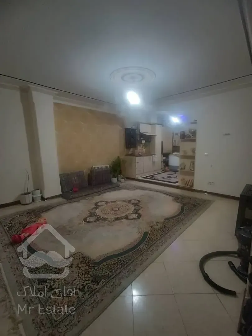 65متر دوخواب مستر املاک الهیه