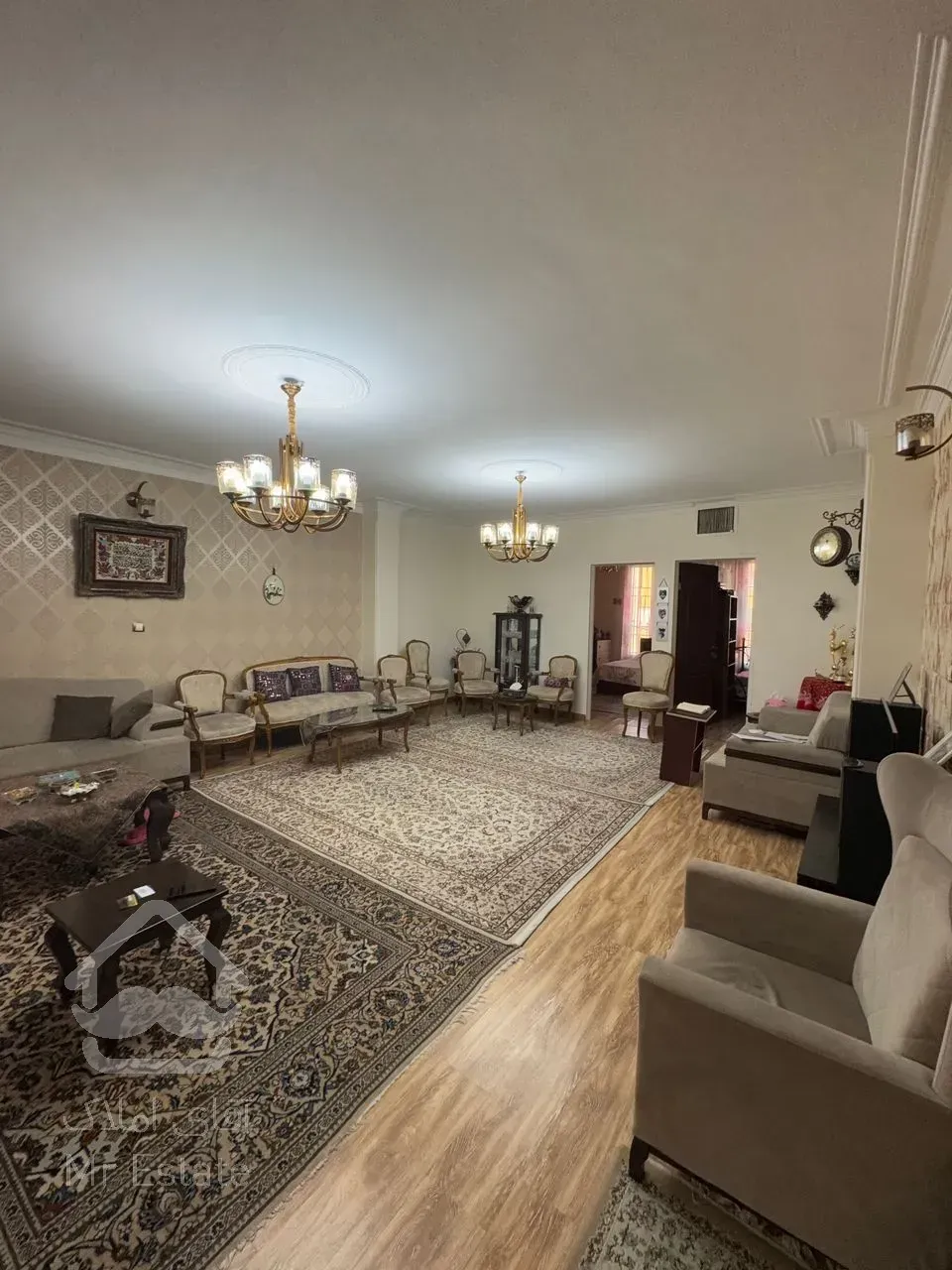 فروش آپارتمان ۱۰۵ متری ۲خواب سالن پرده خور تراورتن