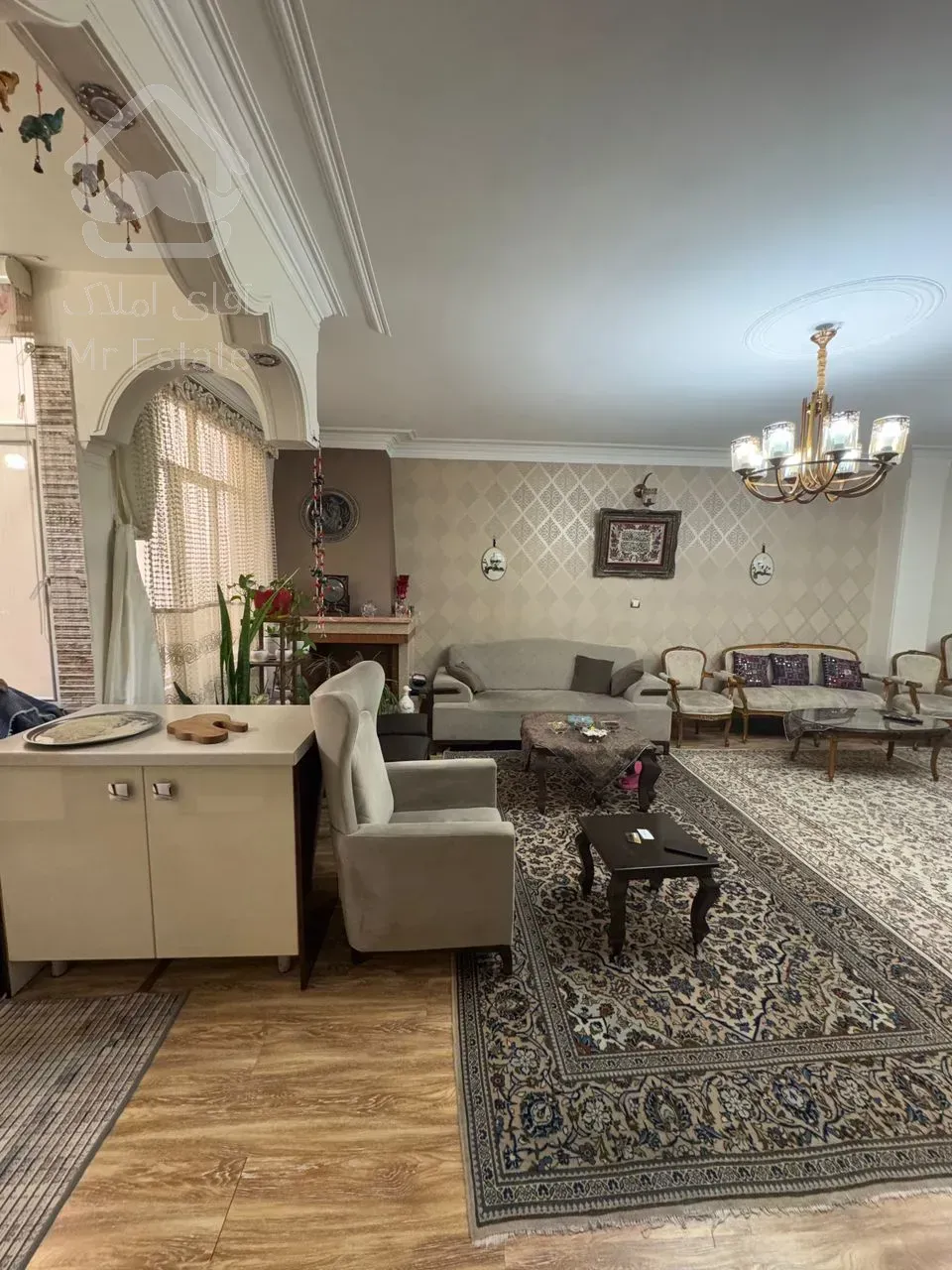 فروش آپارتمان ۱۰۵ متری ۲خواب سالن پرده خور تراورتن