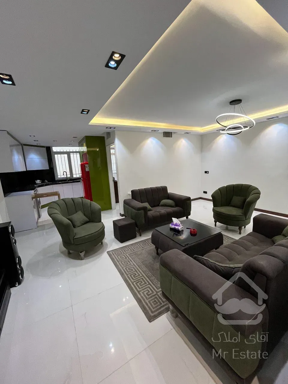 فروش ۹۸  متری ۲ خواب حمام آفتاب