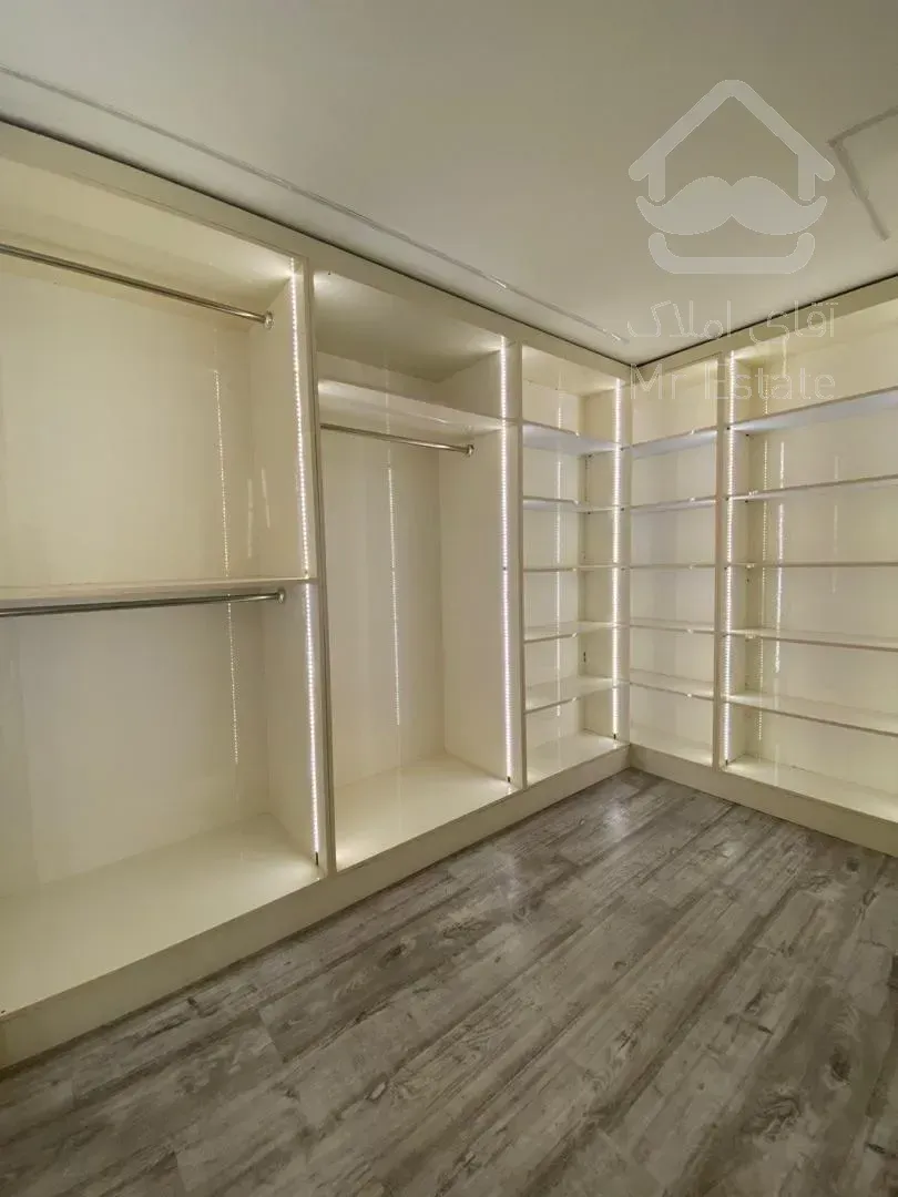 واحد لوکس سوهانک