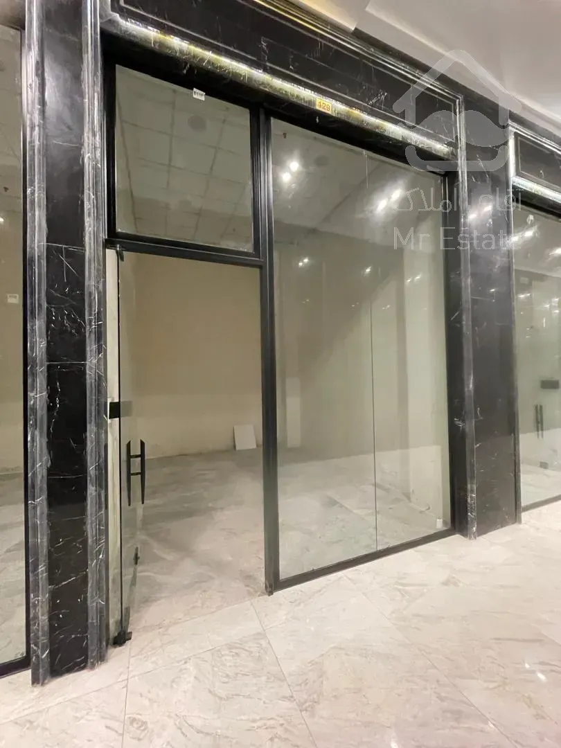 مغازه ۲۰ متری رونیکا مال