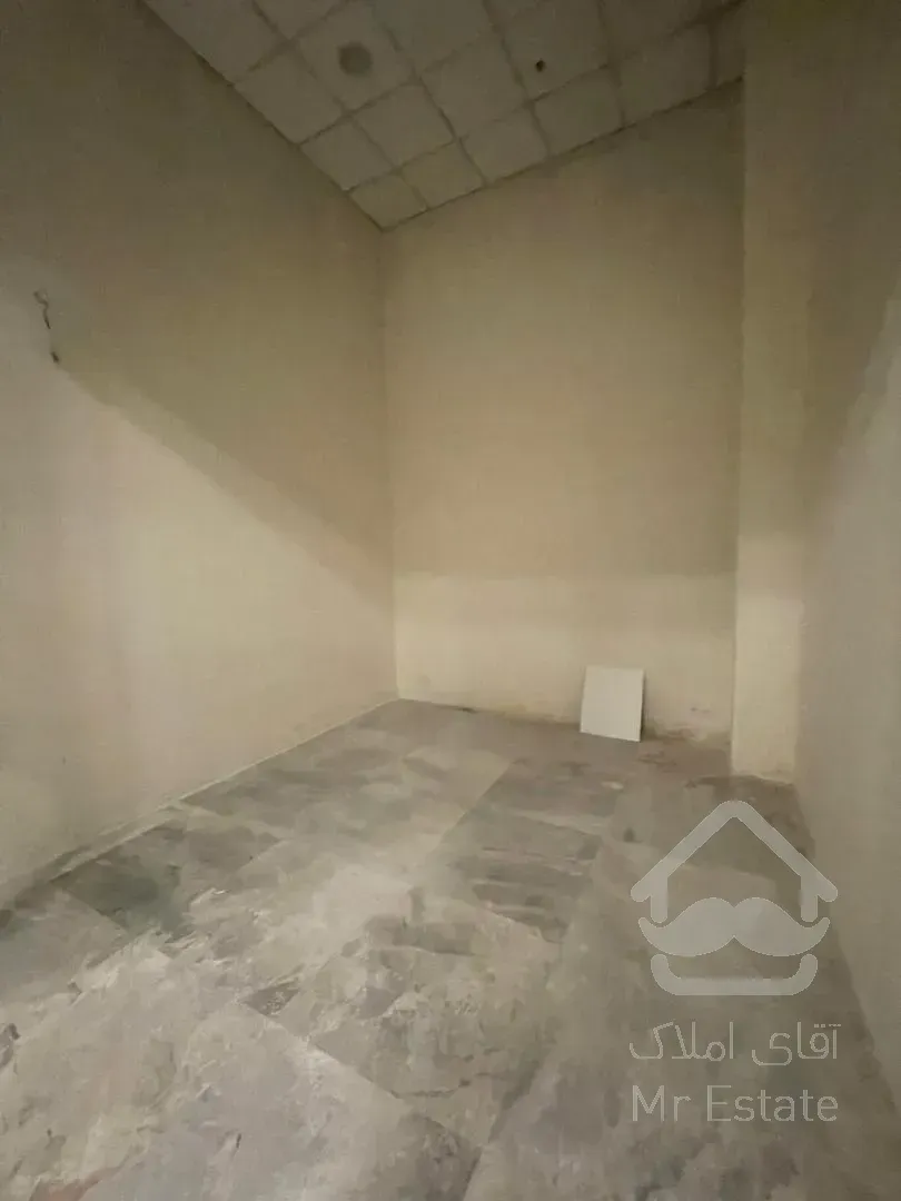 ۷۰ متری پاساژ رونیکا مال