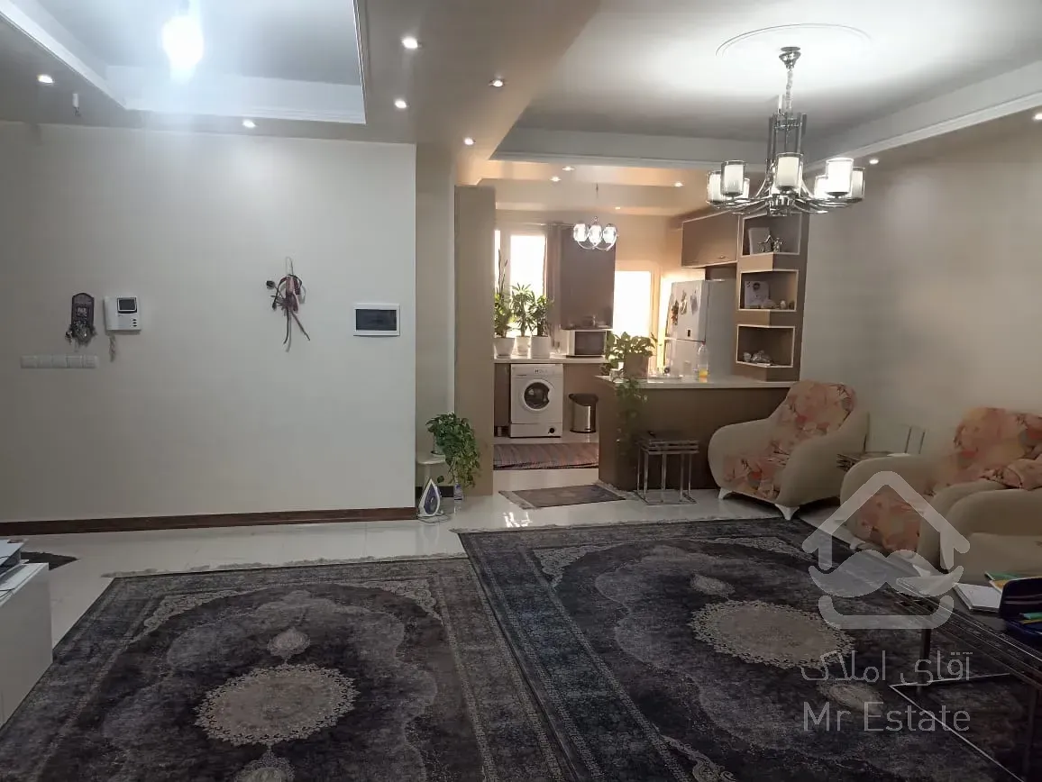 ۱۰۰ متر آپارتمان/تک واحدی/نزدیک مترو