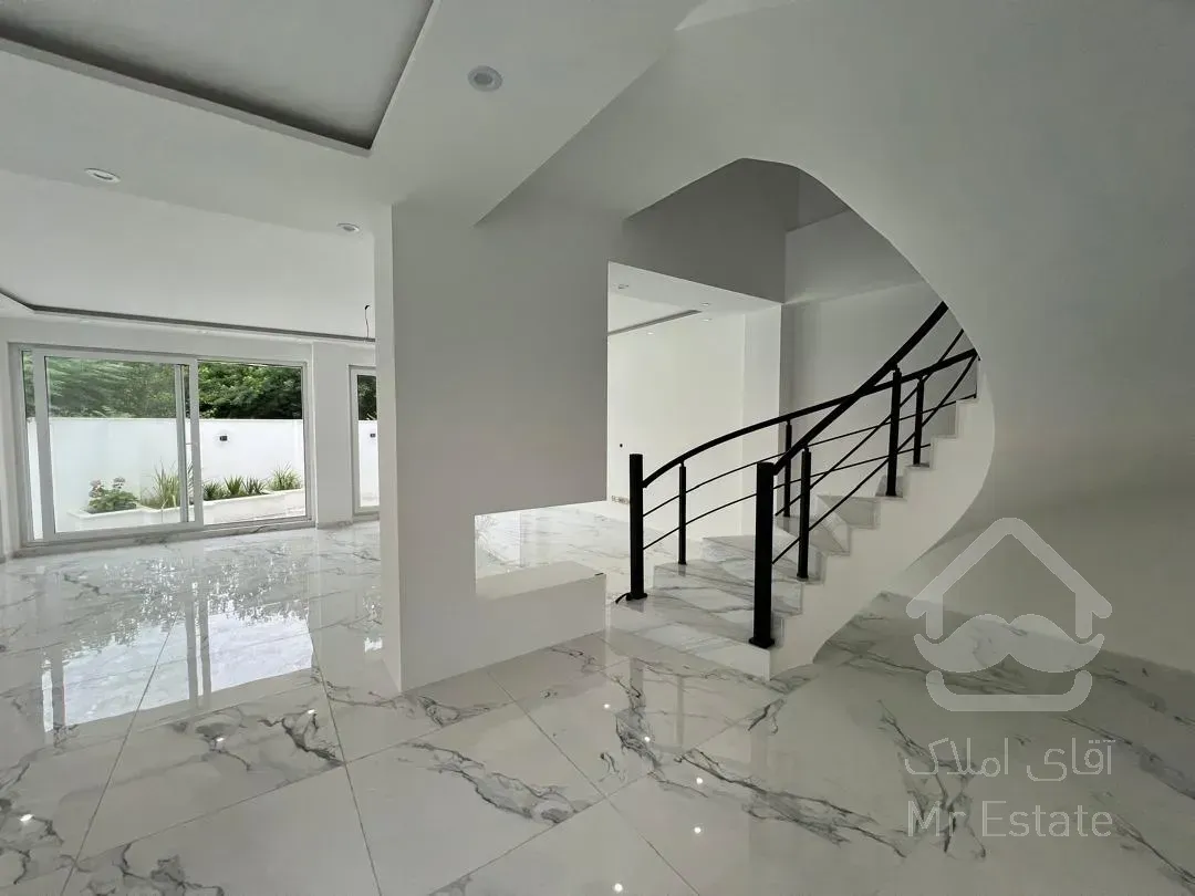 فروش ویلایی ۲۰۴ متری نوساز در بندرانزلی