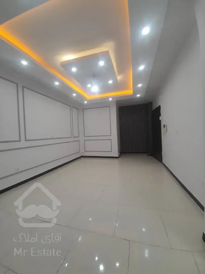 واحد ۴۷ متری پارکینگ سندی انباری فول بازسازی خوش نقشه قرق نور