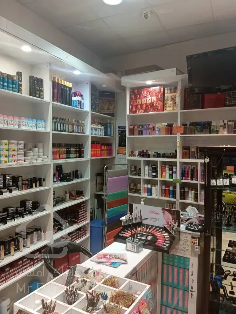 رهن و اجاره مغازه آرایشی بهداشتی سرشناس در سبلان