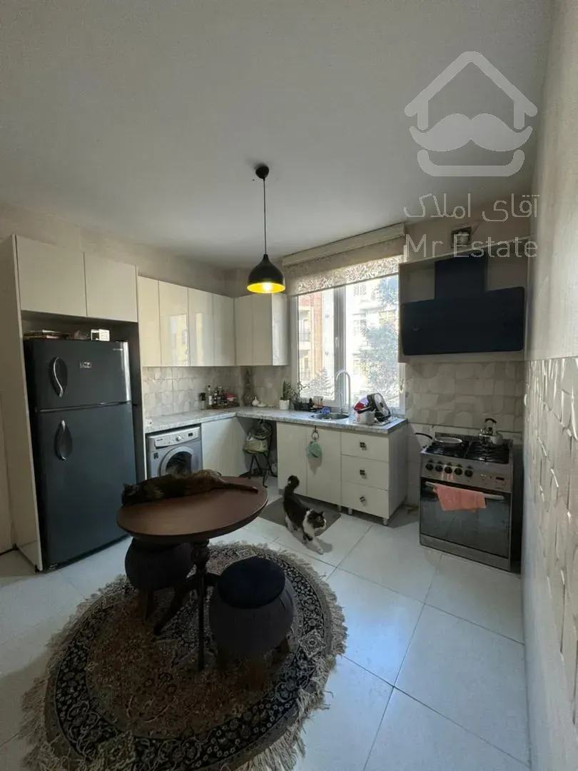 فروش واحد ۷۰ متری طبقه دوم فاز ۴