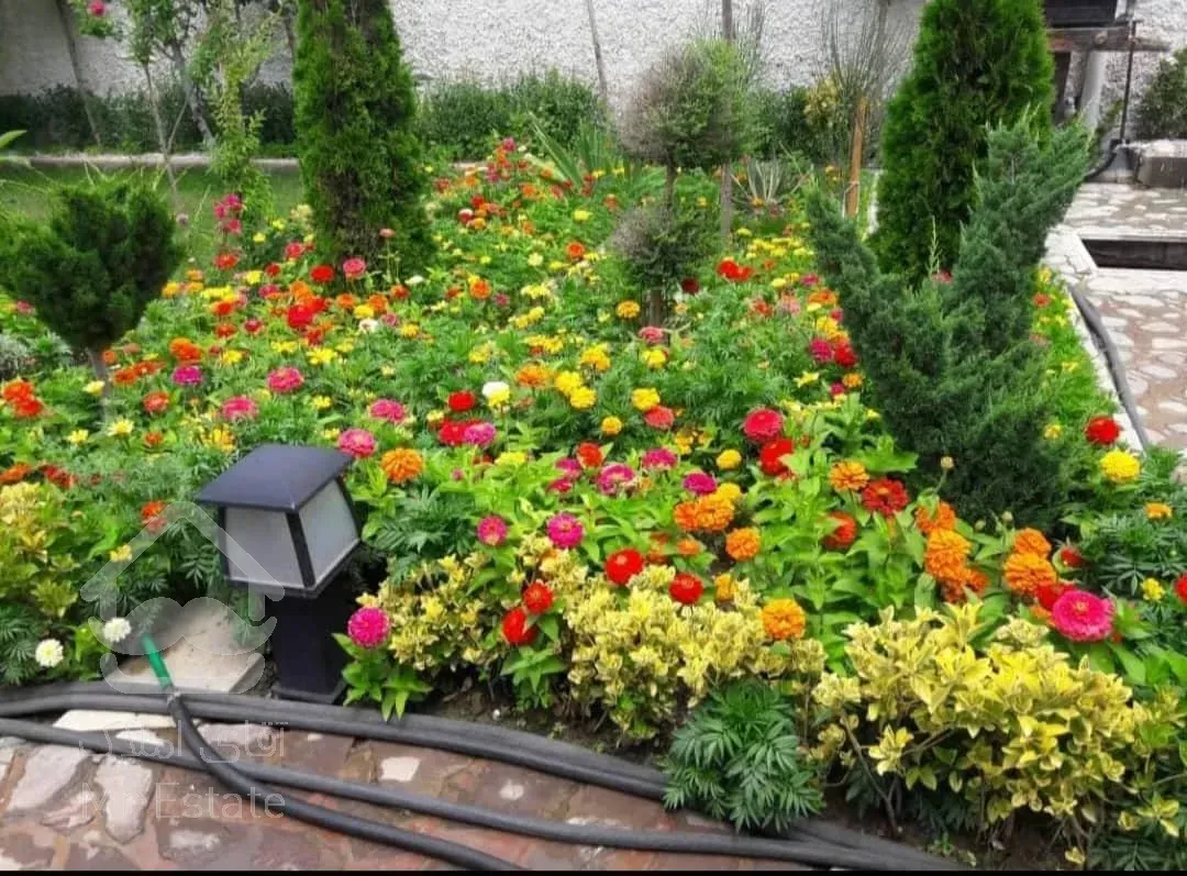 فروش ویلایی ۲۵۰۰متری ۳بر نیاوران