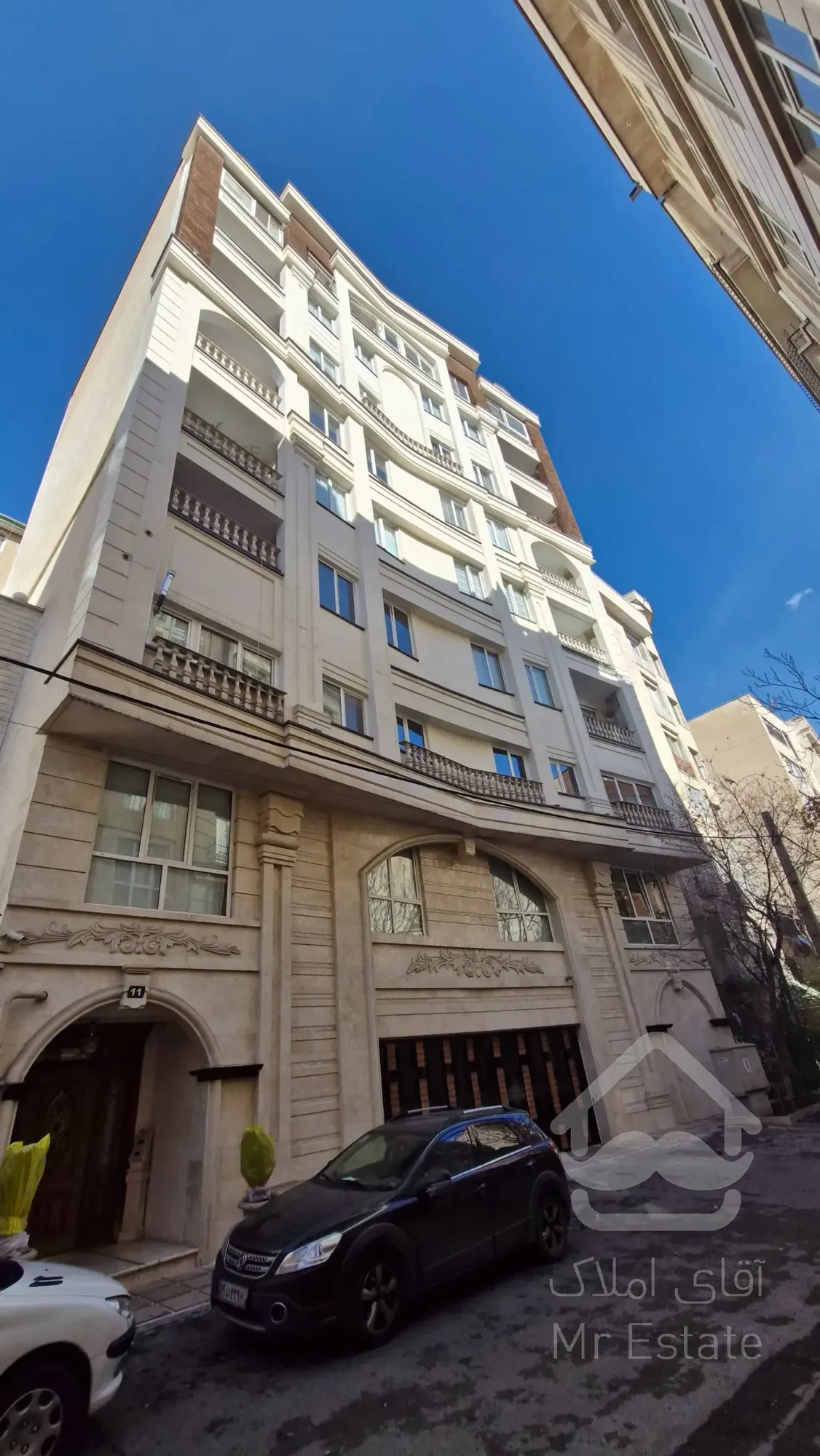 فروش پنت هاوس ۲۵۰متری ۳ خوابه در مرجان