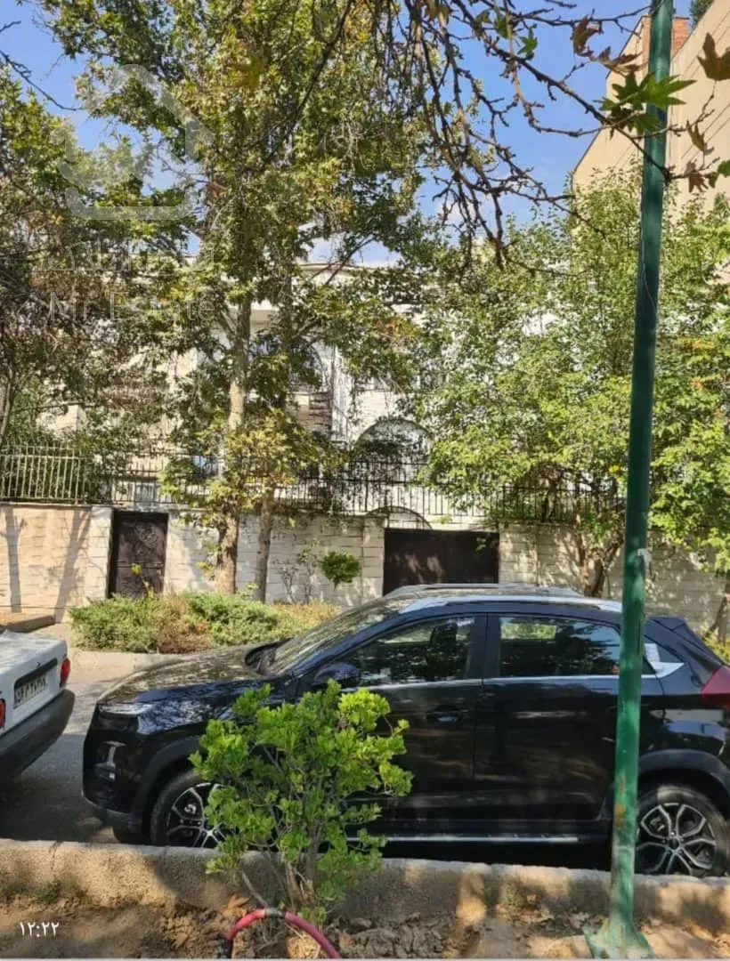 فروش کلنگی دو نبش بدون ریشه نیاوران