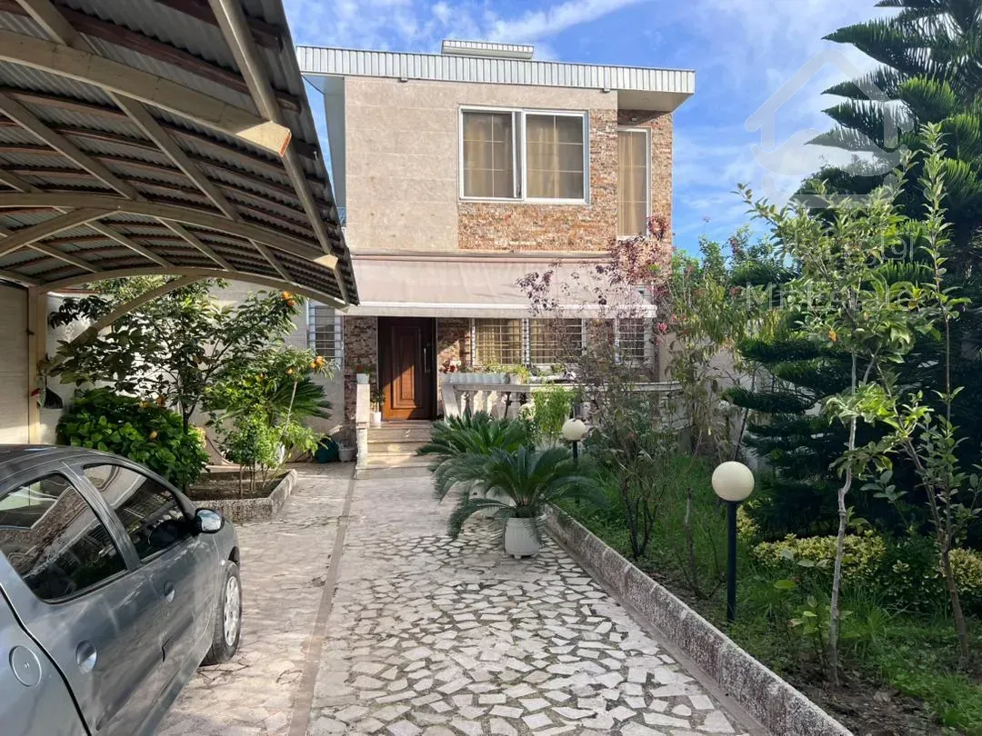 فروش ویلای دوبلکس ۲۶۰ متری در متروپل غازیان