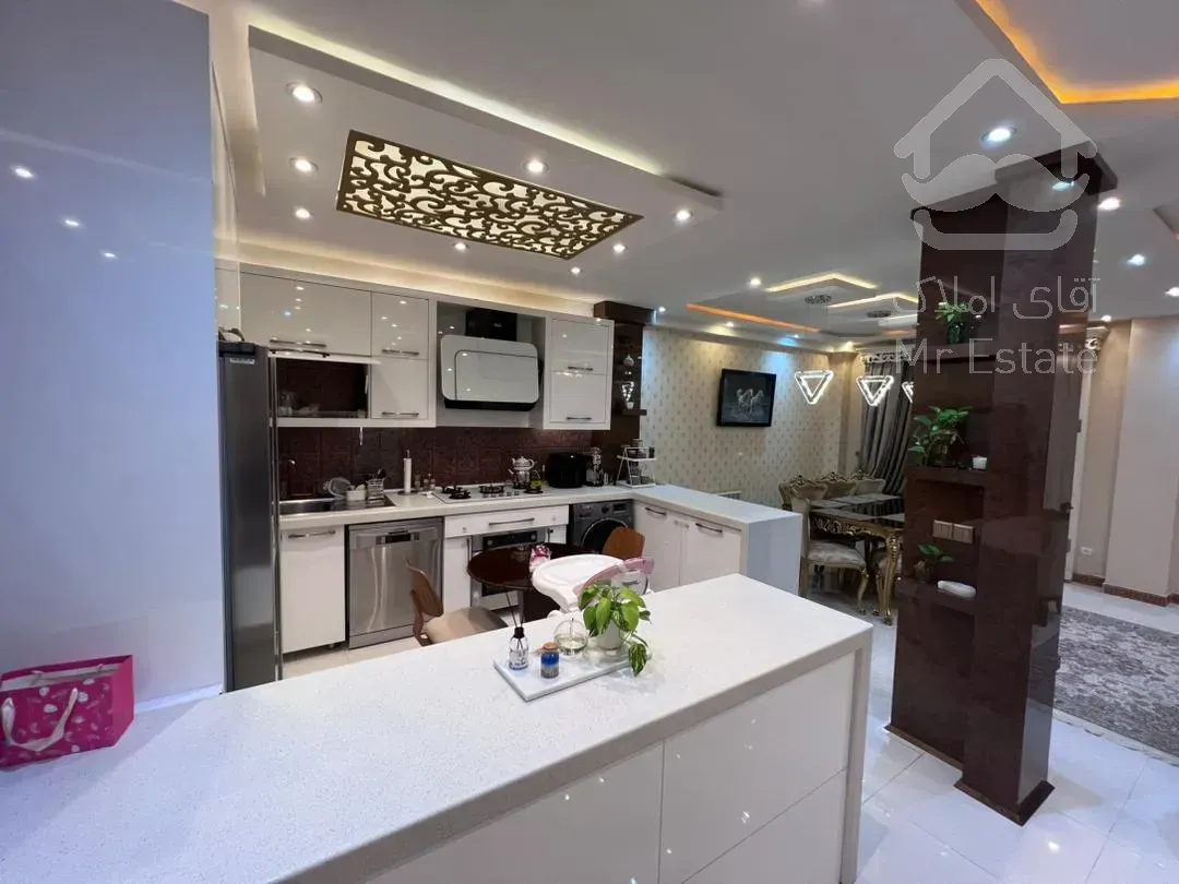 فروش ویلای دوبلکس ۲۶۰ متری در متروپل غازیان