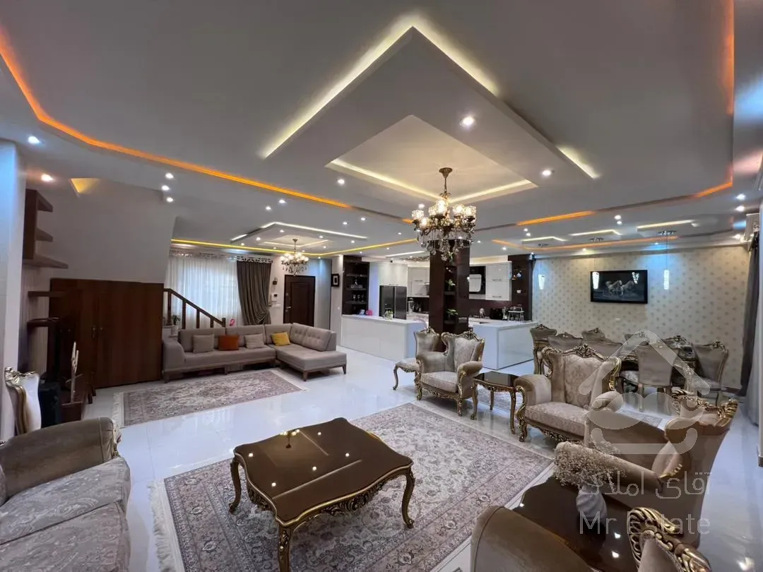 فروش ویلای دوبلکس ۲۶۰ متری در متروپل غازیان