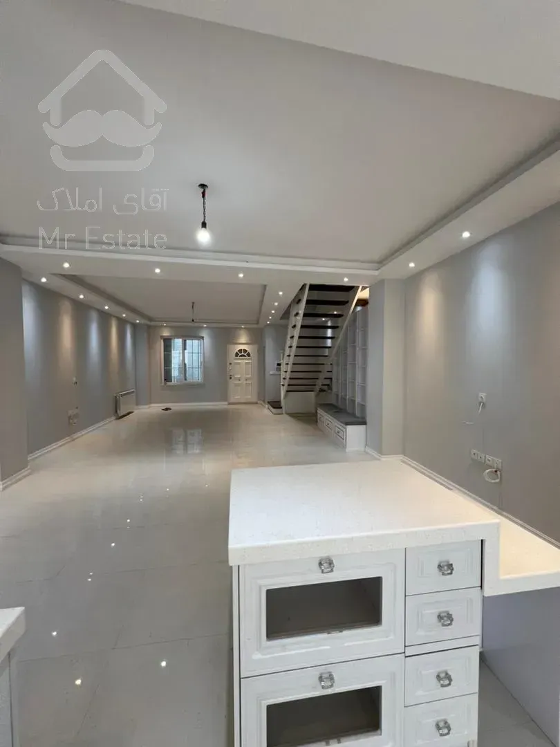 فروش ویلای تریبلکس ۳۱۰ متری در سی‌متری