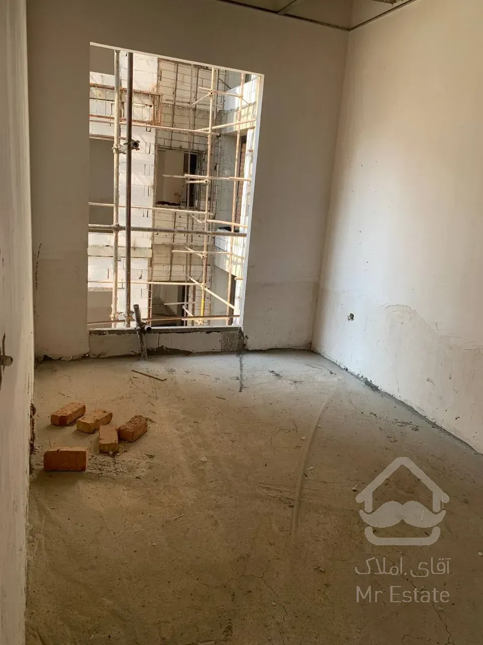 پیش فروش واحد ۸۵متری رونیکا تهرانسر لاکچری درقطب گردشگری چیتگر