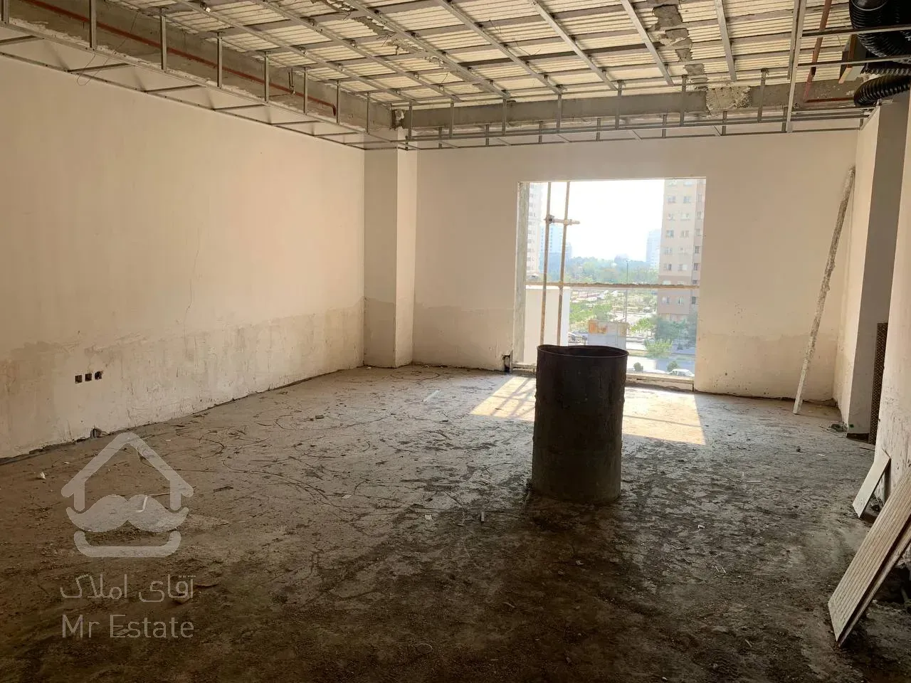 پیش فروش واحد ۸۵متری رونیکا تهرانسر لاکچری درقطب گردشگری چیتگر